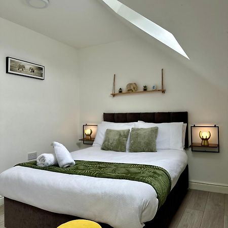 Cosy 3 Bed Apartment Near Birmingham Airport & Nec Perfect For Groups & Contractors! Eksteriør billede