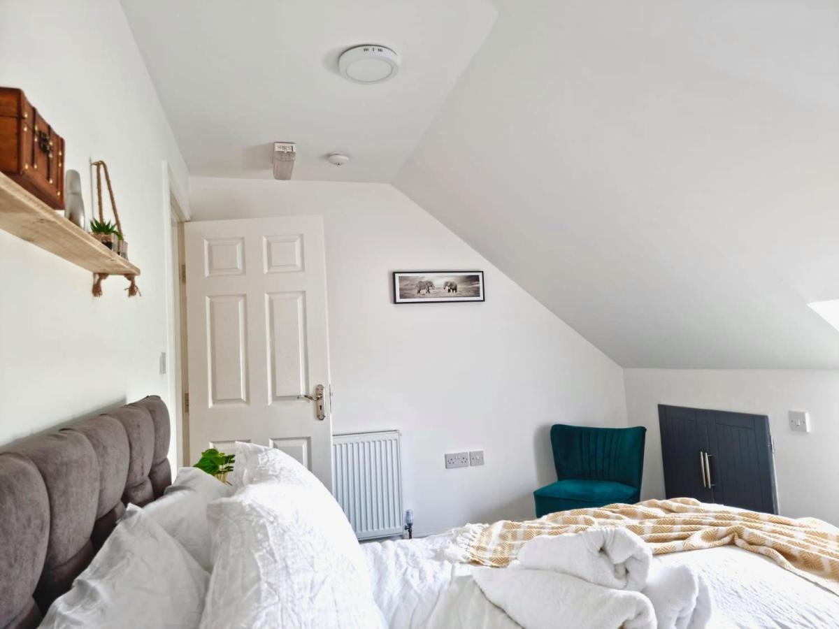 Cosy 3 Bed Apartment Near Birmingham Airport & Nec Perfect For Groups & Contractors! Eksteriør billede