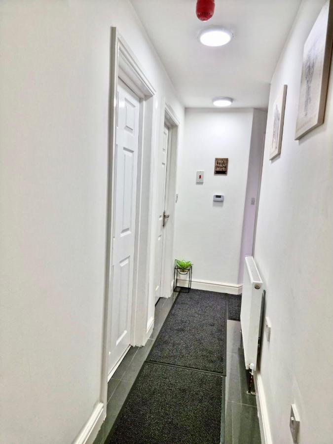 Cosy 3 Bed Apartment Near Birmingham Airport & Nec Perfect For Groups & Contractors! Eksteriør billede