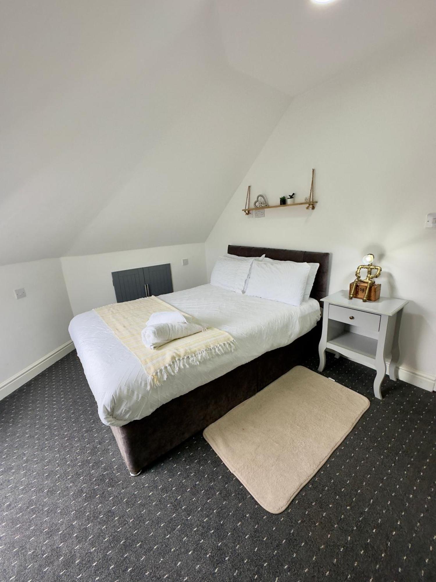 Cosy 3 Bed Apartment Near Birmingham Airport & Nec Perfect For Groups & Contractors! Eksteriør billede